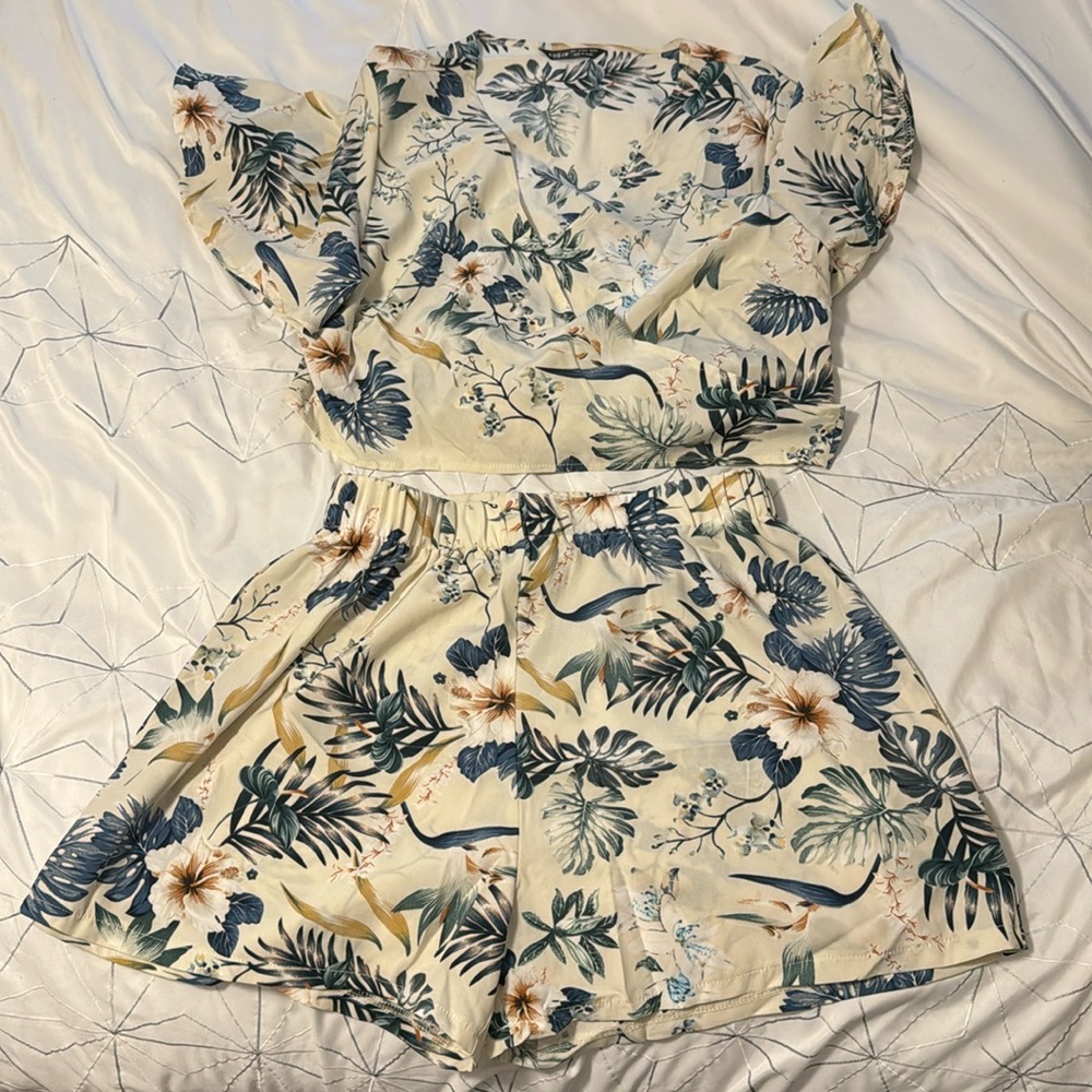 Super cute 2 piece set